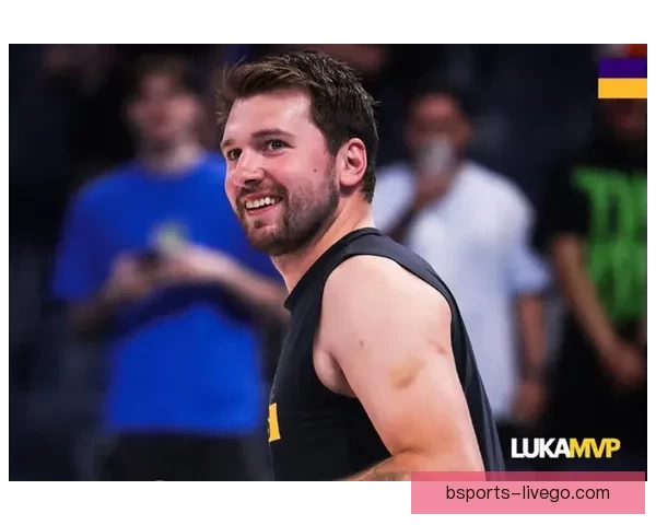 雷迪克透露东契奇下半场带伤出战已通过健康评估明日将接受核磁共振检查